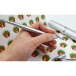 Yoropen exklúzív kivitelű fémházas toll jobb-és balkezesek számára kék színű tintával